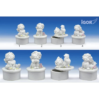 Engel Igor auf Schmuck-Dose sitzend