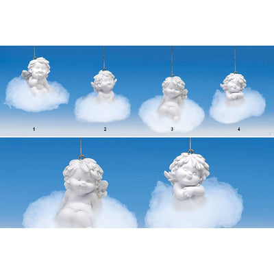 Engel Igor auf Wölkchen hängend