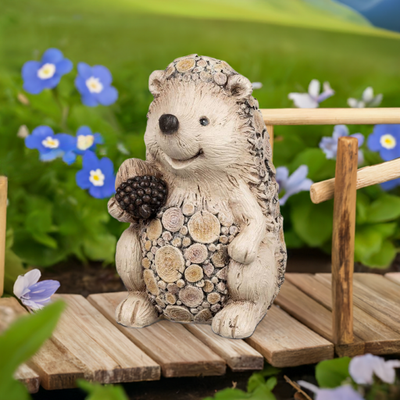 Dekofigur Igel in Holzoptik